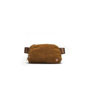 lululemon Everywhere Fleece Belt Bag in Burnt Caramel New